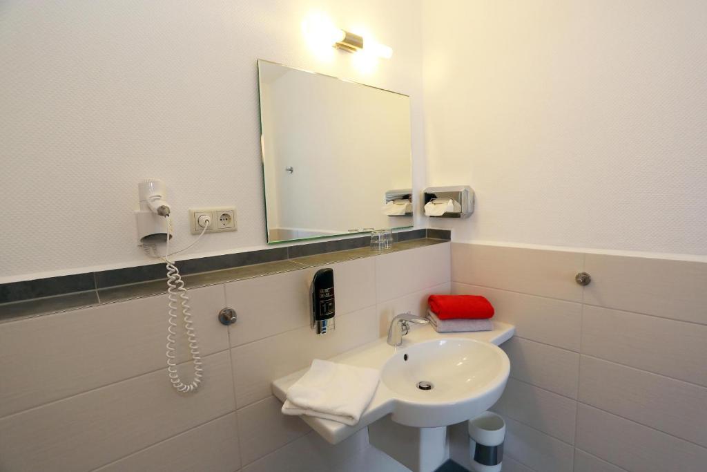 Hotel 7 Saeulen Gmbh Dessau-Rosslau 객실 사진